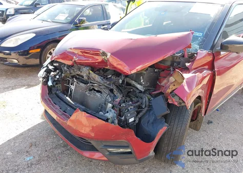 2019 Nissan Kicks Sr from USA, damaged, VIN 3N1CP5CU8KL491964